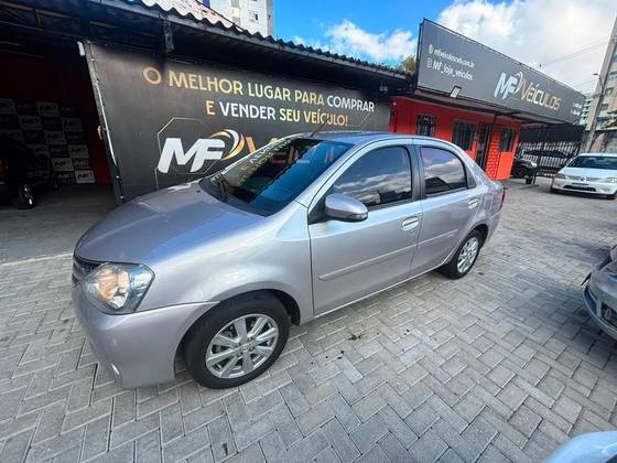 TOYOTA ETIOS 1.5 XLS 16V FLEX 4P AUTOMÁTICO